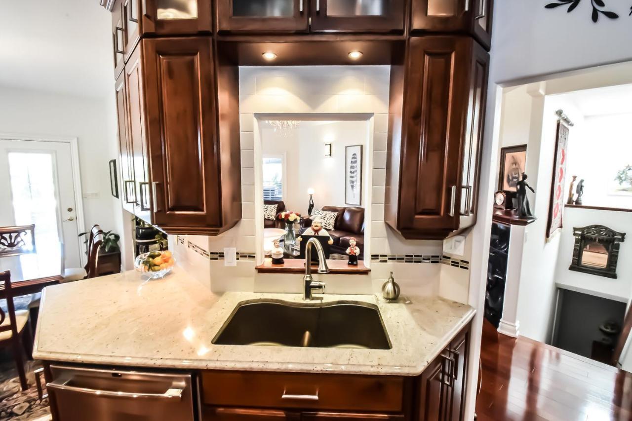 Graystone Bed & Breakfast ナイアガラオンザレイク エクステリア 写真