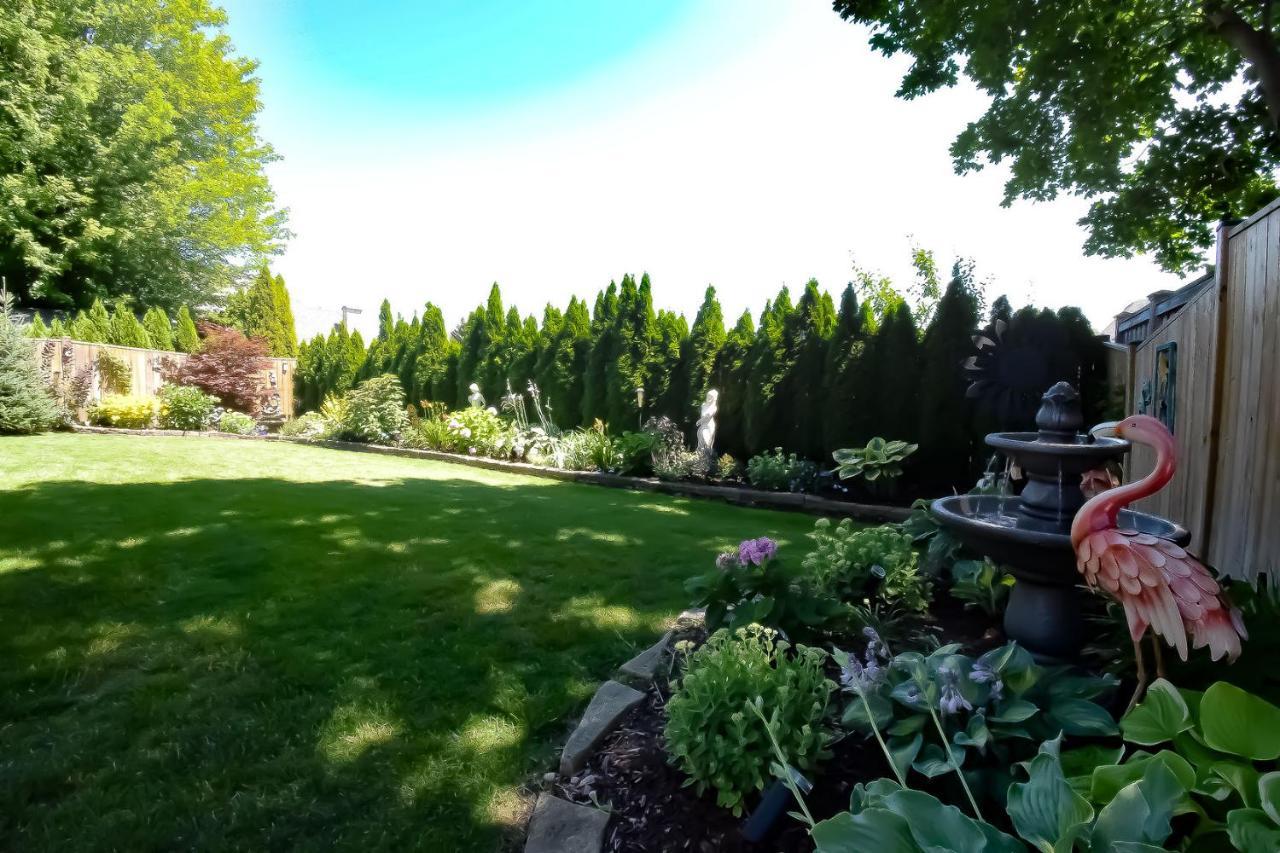 Graystone Bed & Breakfast ナイアガラオンザレイク エクステリア 写真